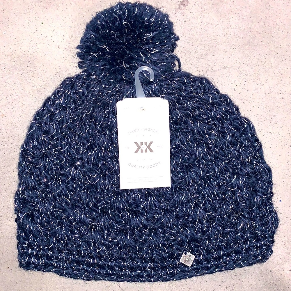 💎NWT Crochet Beanie Navy and Silver Made in Uganda empowering those in poverty
